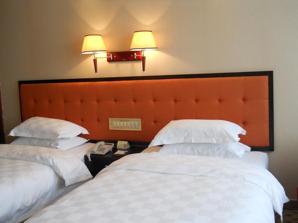 Yijing Holiday Hotel Yimeng Road Linyi  Quarto foto