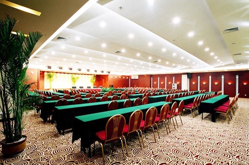 Yijing Holiday Hotel Yimeng Road Linyi  Exterior foto